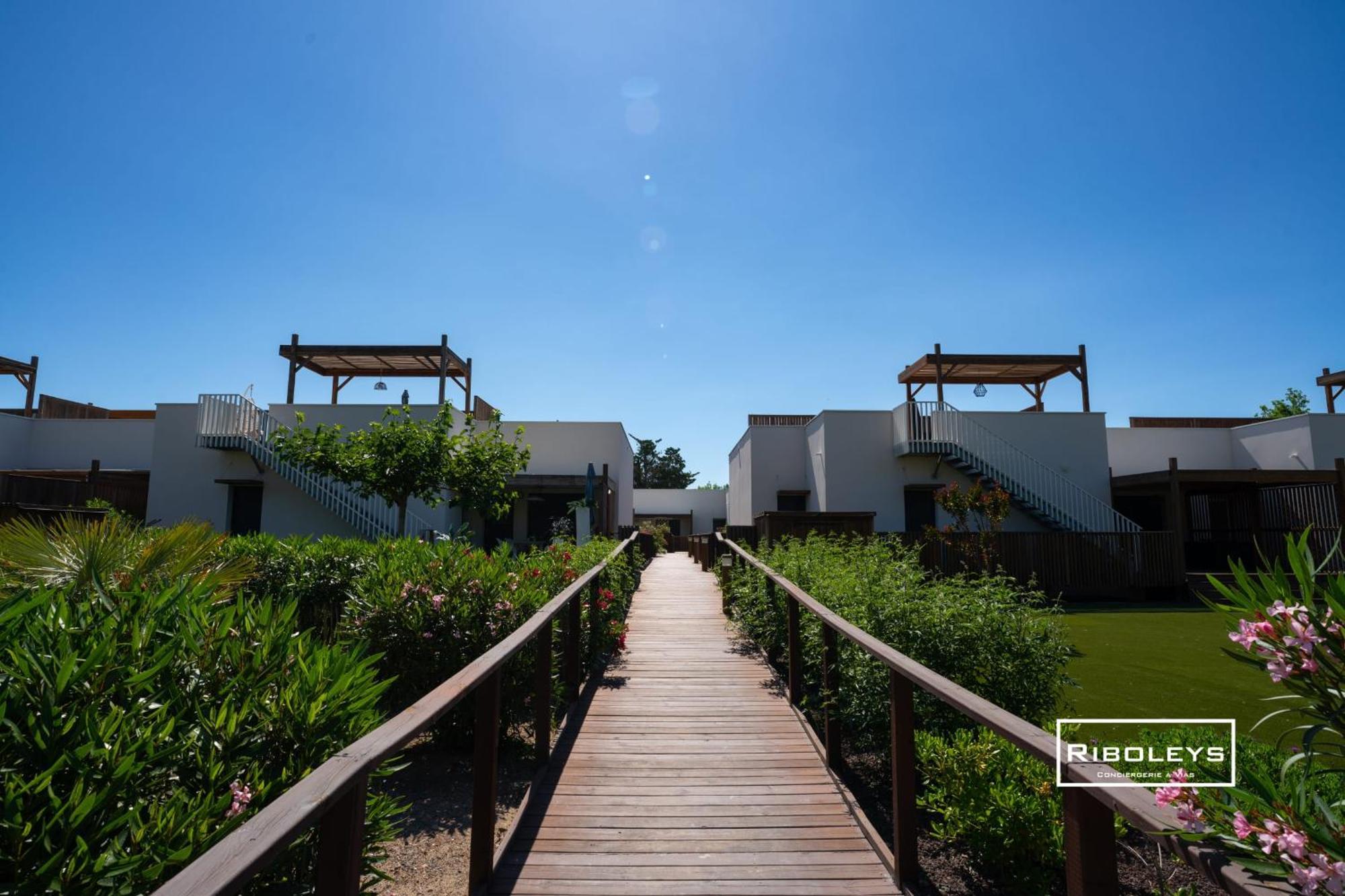 Villa T3 Climatisee En Residence Avec Piscine Vias Dış mekan fotoğraf